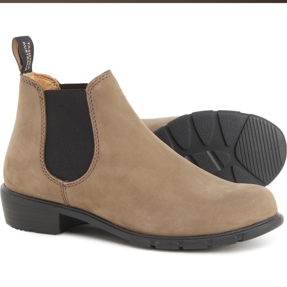 NEW Blundstone® BL1974 Ankle Chelsea Boot